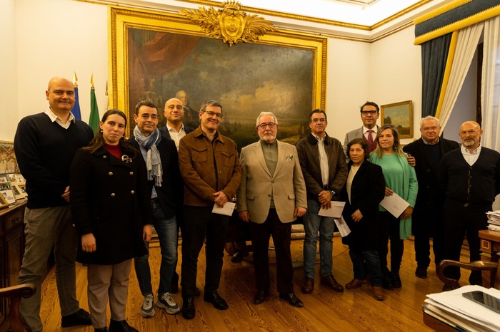 c-mara-de-oeiras-garante-que-alargamento-da-ribeira-de-alg-s-vai